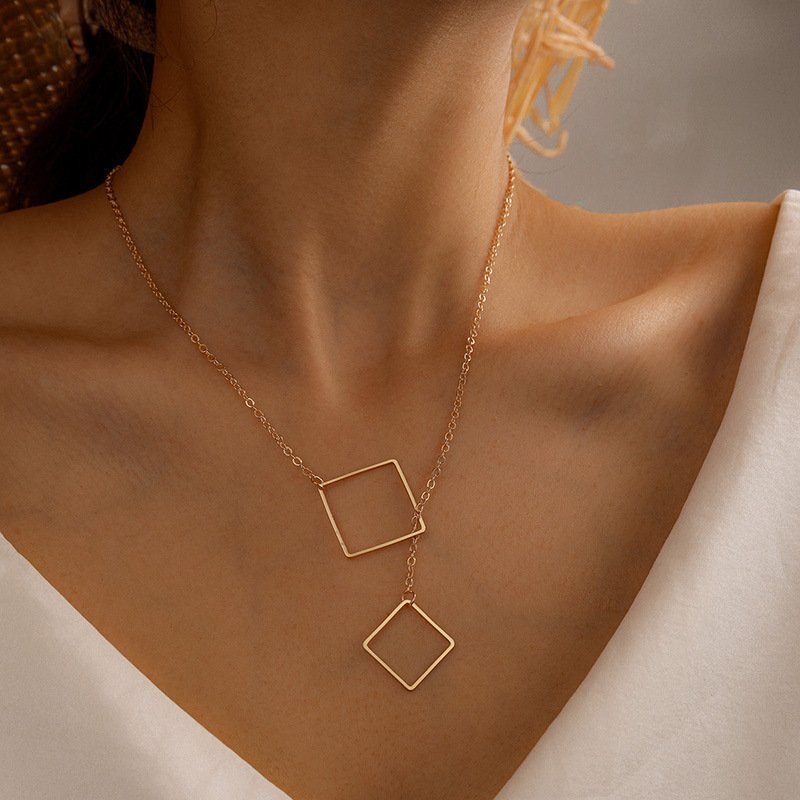 Square Alloy Ins Bohemian Fashion Single-layer Necklace Necklace Necklace Accessories