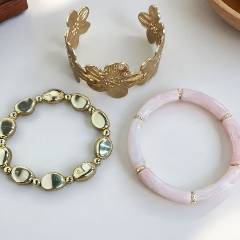Retro-style Fashionable Versatile Bracelet For Women