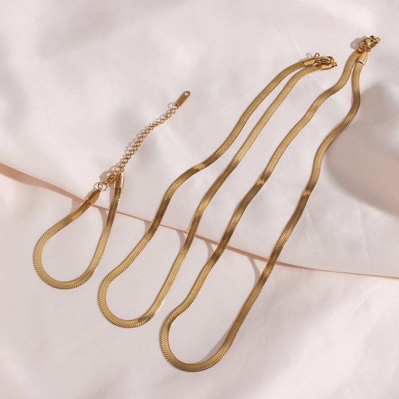 Women's Simple Stainless Steel Gold Plated Snake Chain